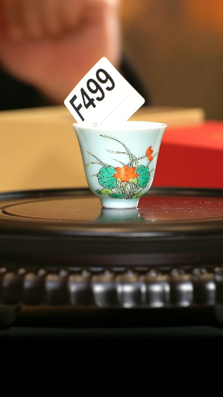 【闪购商品】摆件景德镇陶瓷古彩压手杯499