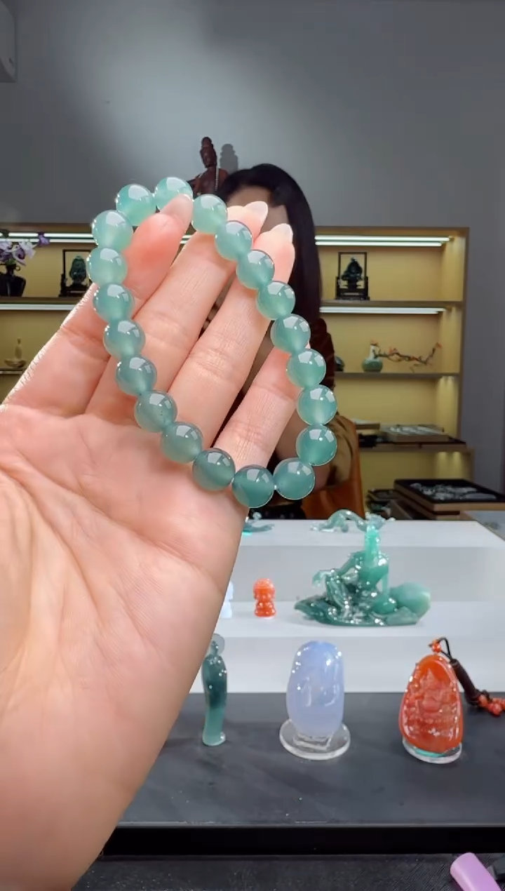 未镶嵌手串翡翠手串（多样性发其一）