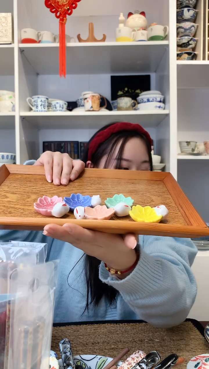 【闪购商品】耐热玻璃小兔子筷架五只装