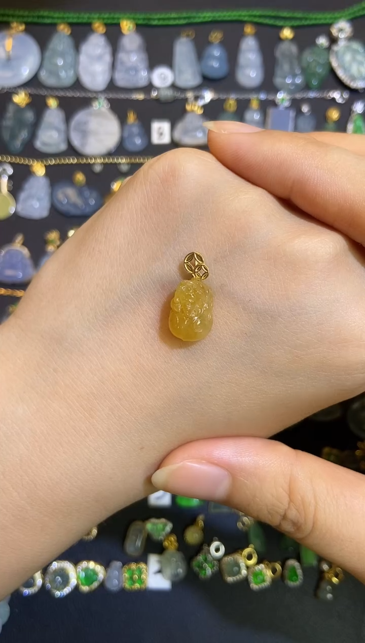 翡翠18K金镶嵌吊坠(不含链)1