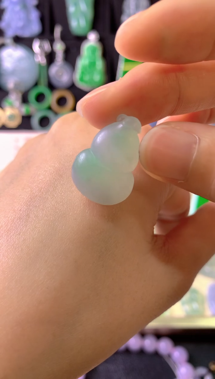 定制翡翠未镶嵌毛货抛光