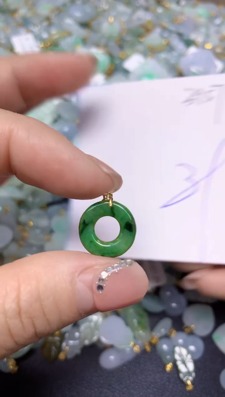 【闪购商品】翡翠挂件18K金镶嵌 天然翡翠A货