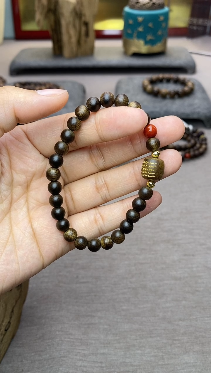 【闪购商品】沉香手串富森红土0.6+五条+配饰沉水单圈