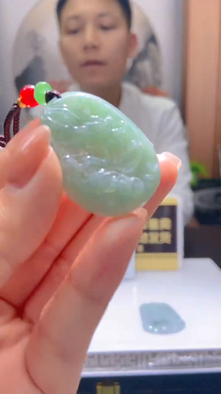 【闪购商品】翡翠颈饰未镶嵌【闪购链接ZZL002-DD】