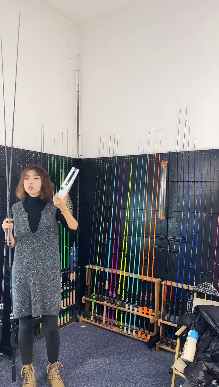 2.4m碳素2.58米三节路亚竿枪柄MH（瑕疵尾货竿，没有售后，介意勿拍）