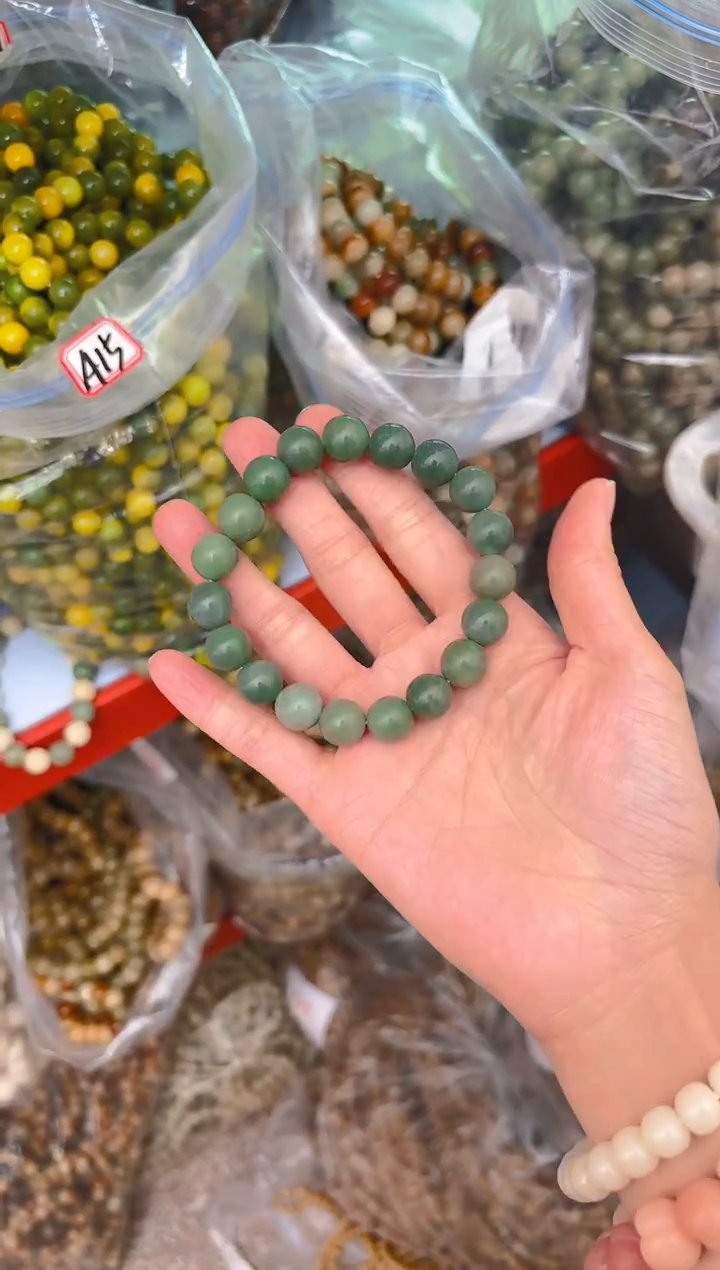 吊坠菩提根/象牙果绿色单圈