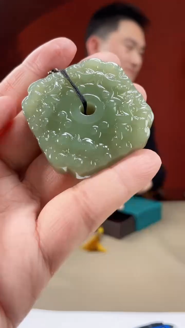 【闪购商品】定制和田玉多样性发货拍一发一04066
