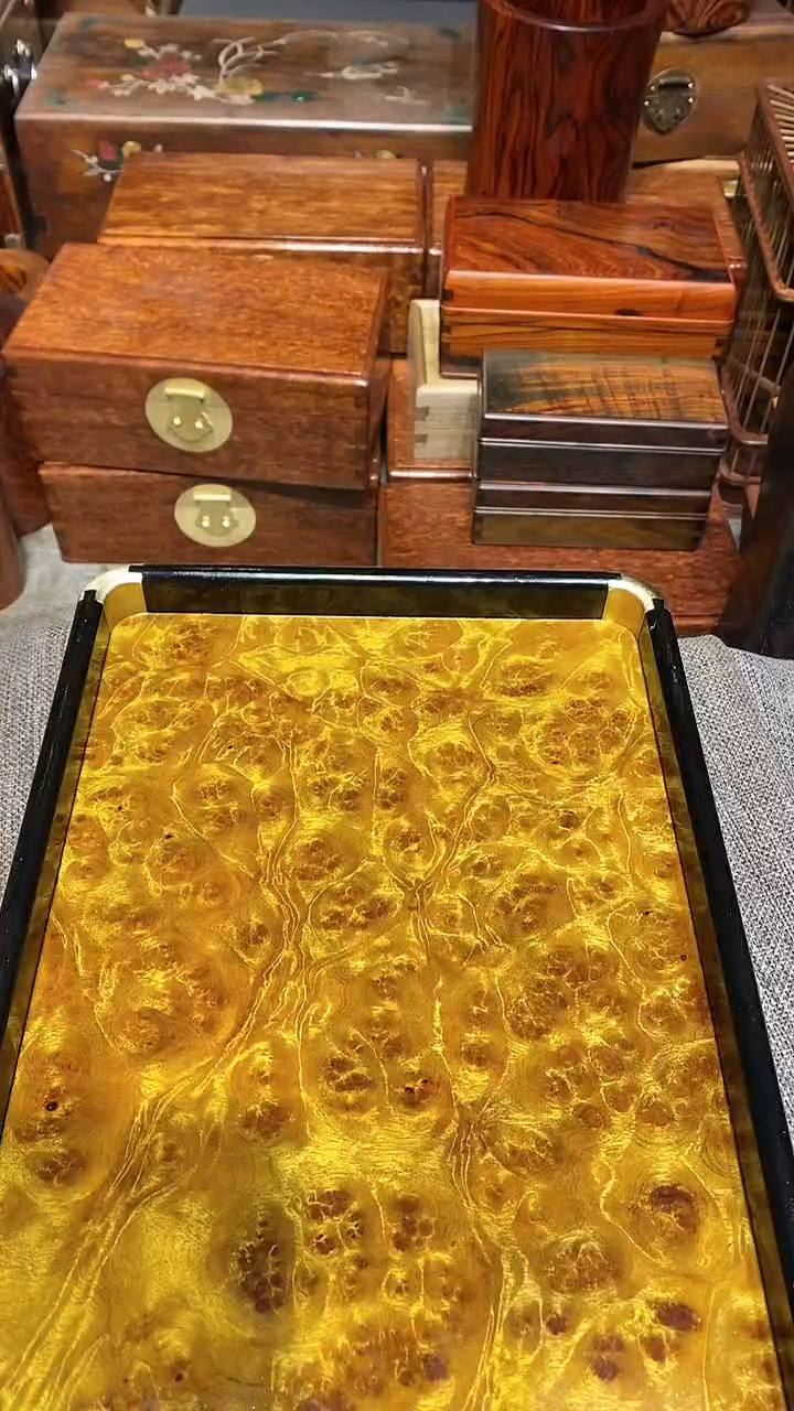 【闪购商品】香樟木木艺茶盘一个