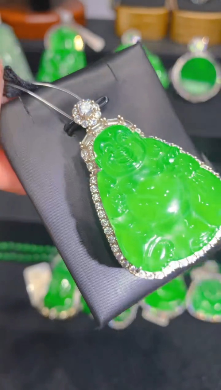 【闪购商品】翡翠颈饰银S925镶嵌一季