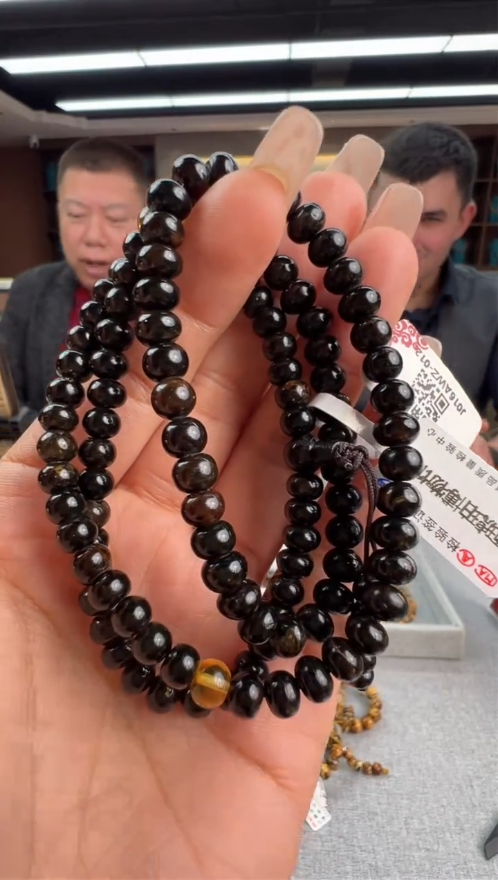 【闪购商品】琥珀颈饰未镶嵌98秒拍号