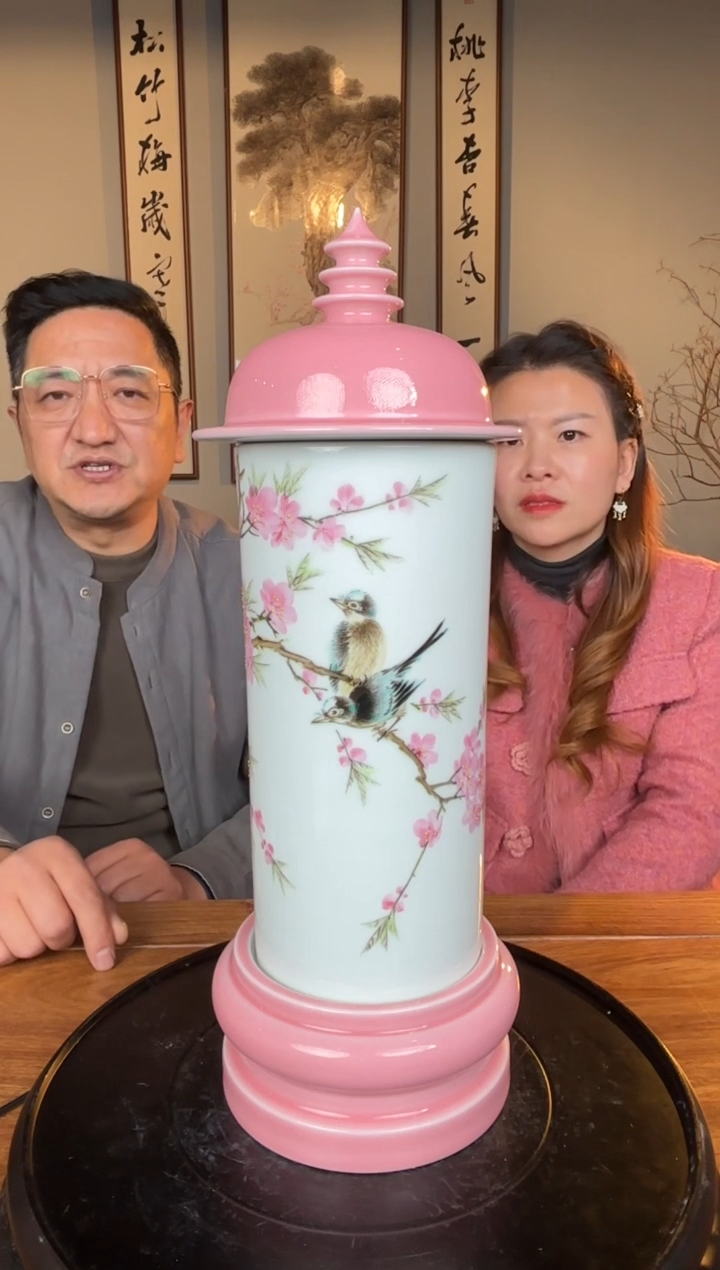 【闪购商品】摆件 G14【人间瓷画】《胡晶》