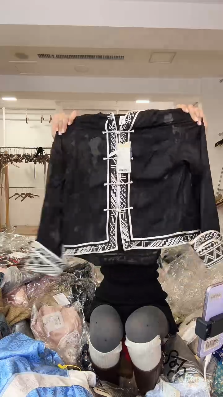 防晒       M码       120斤