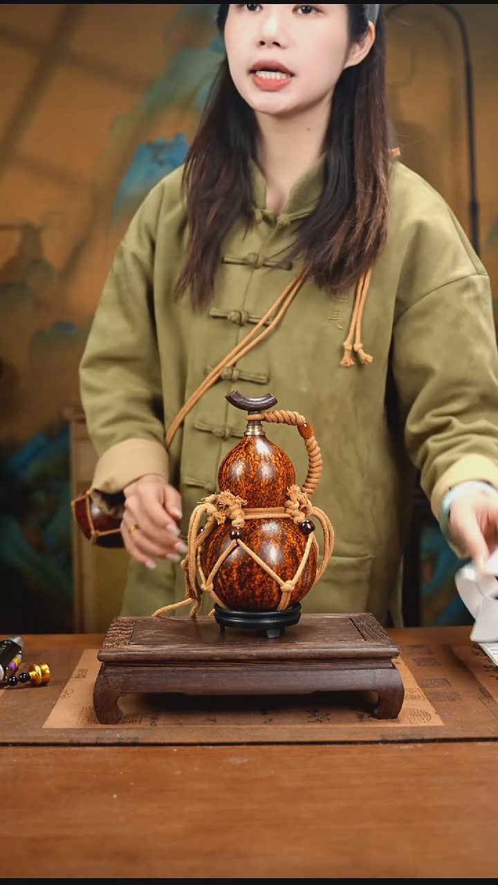 YM038复古网兜款天然酒葫芦（一物一拍）