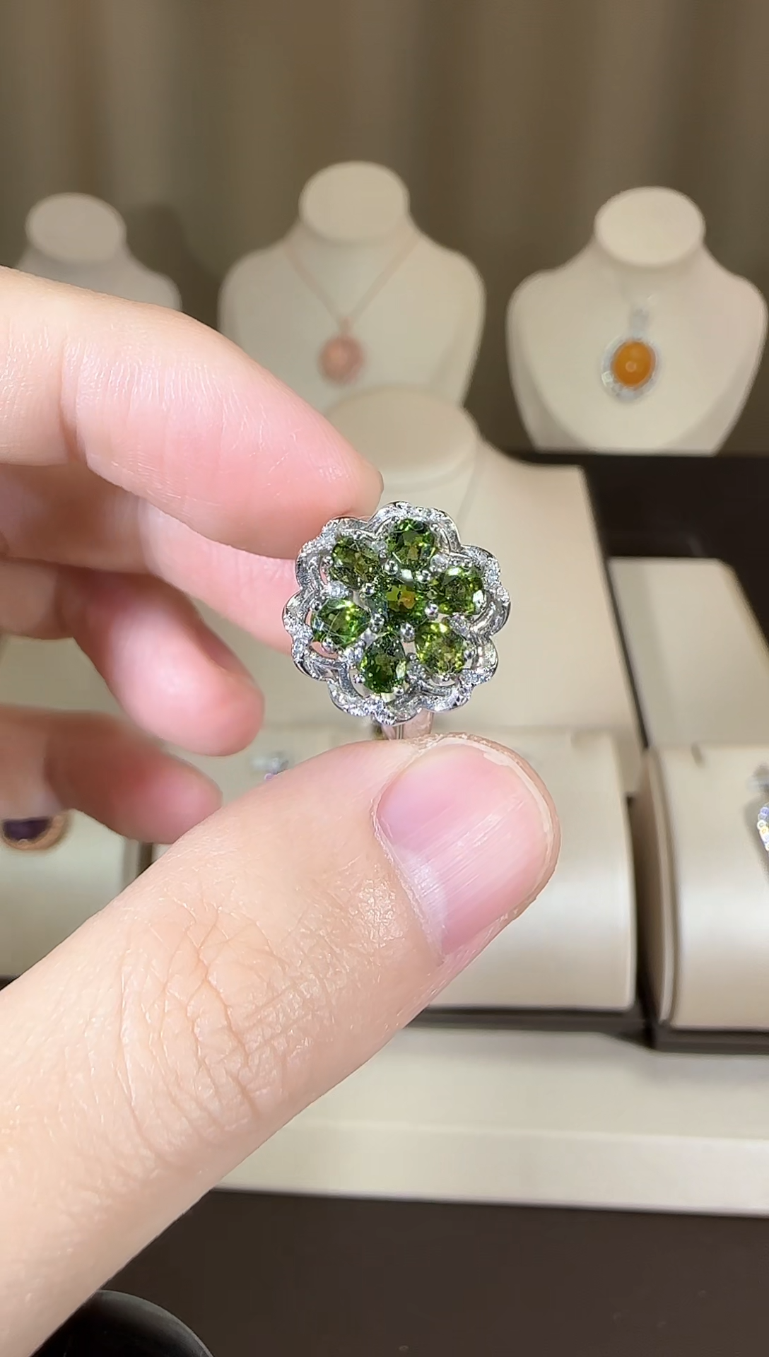 【闪购商品】透辉石戒指银S925镶嵌设计款