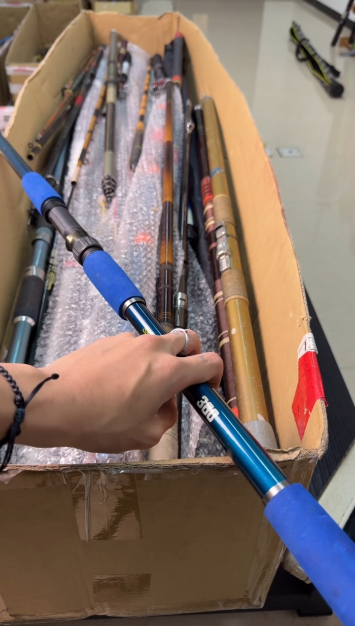 阿* 孤品微瑕， 以直播间为准  加 10元发顺丰