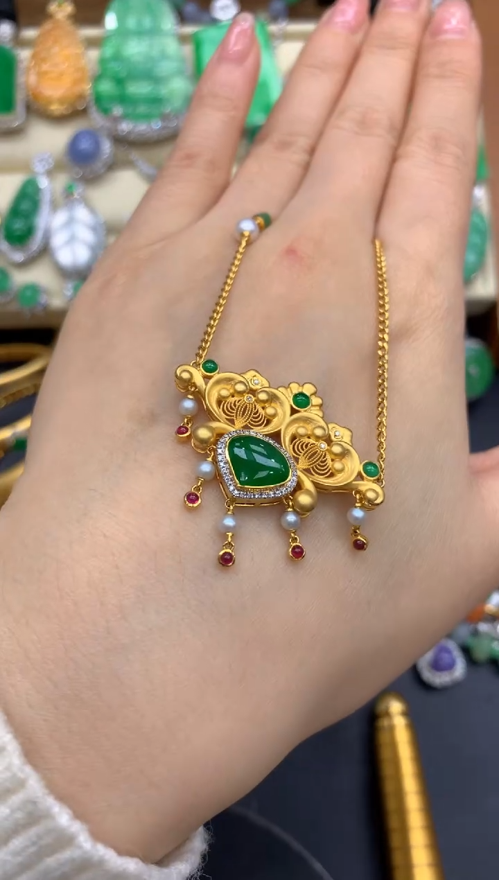 【闪购商品】翡翠颈饰18K金镶嵌619-中国好珍宝