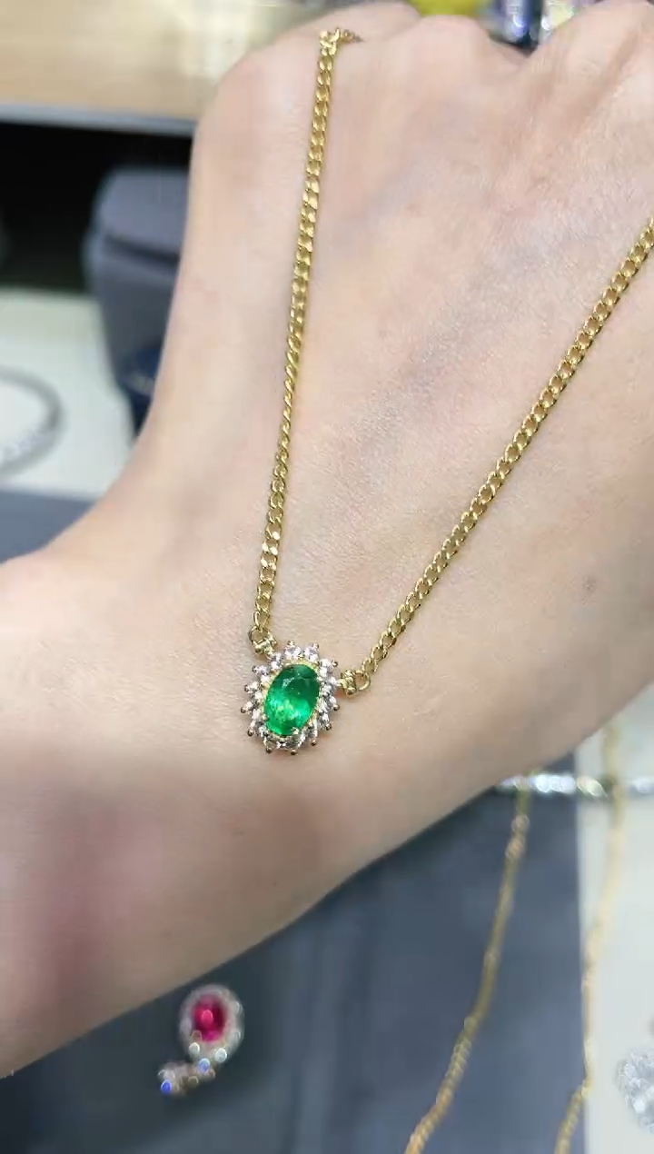 【闪购商品】祖母绿项链18K金镶嵌·