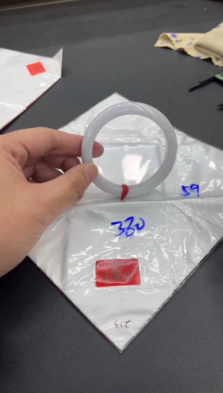 未镶嵌手镯翡翠翡翠手镯