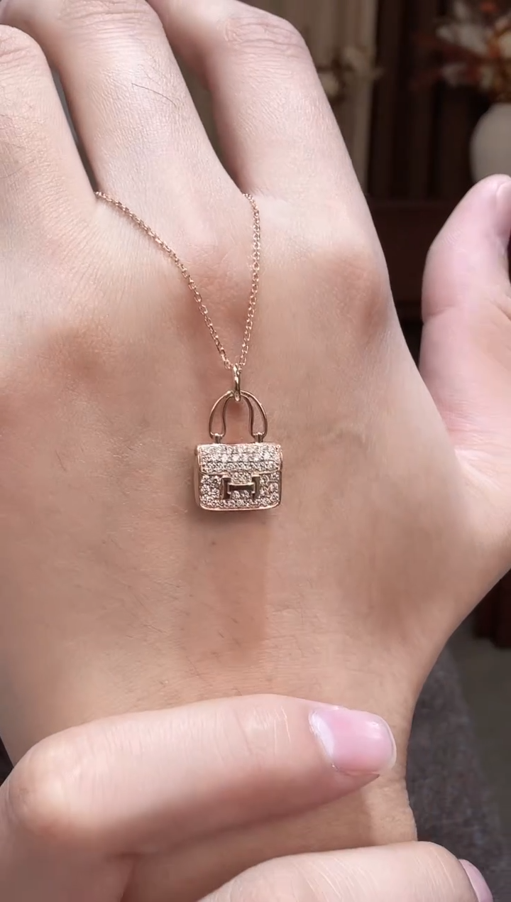 18K金镶嵌项链实验室培育钻石包包项链