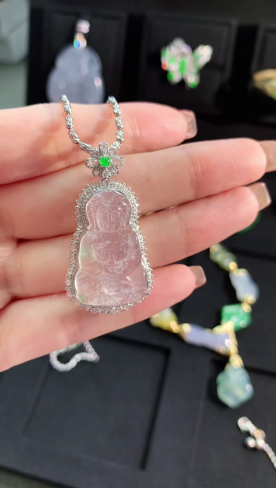 【闪购商品】翡翠吊坠(不含链)18K金镶嵌吊坠