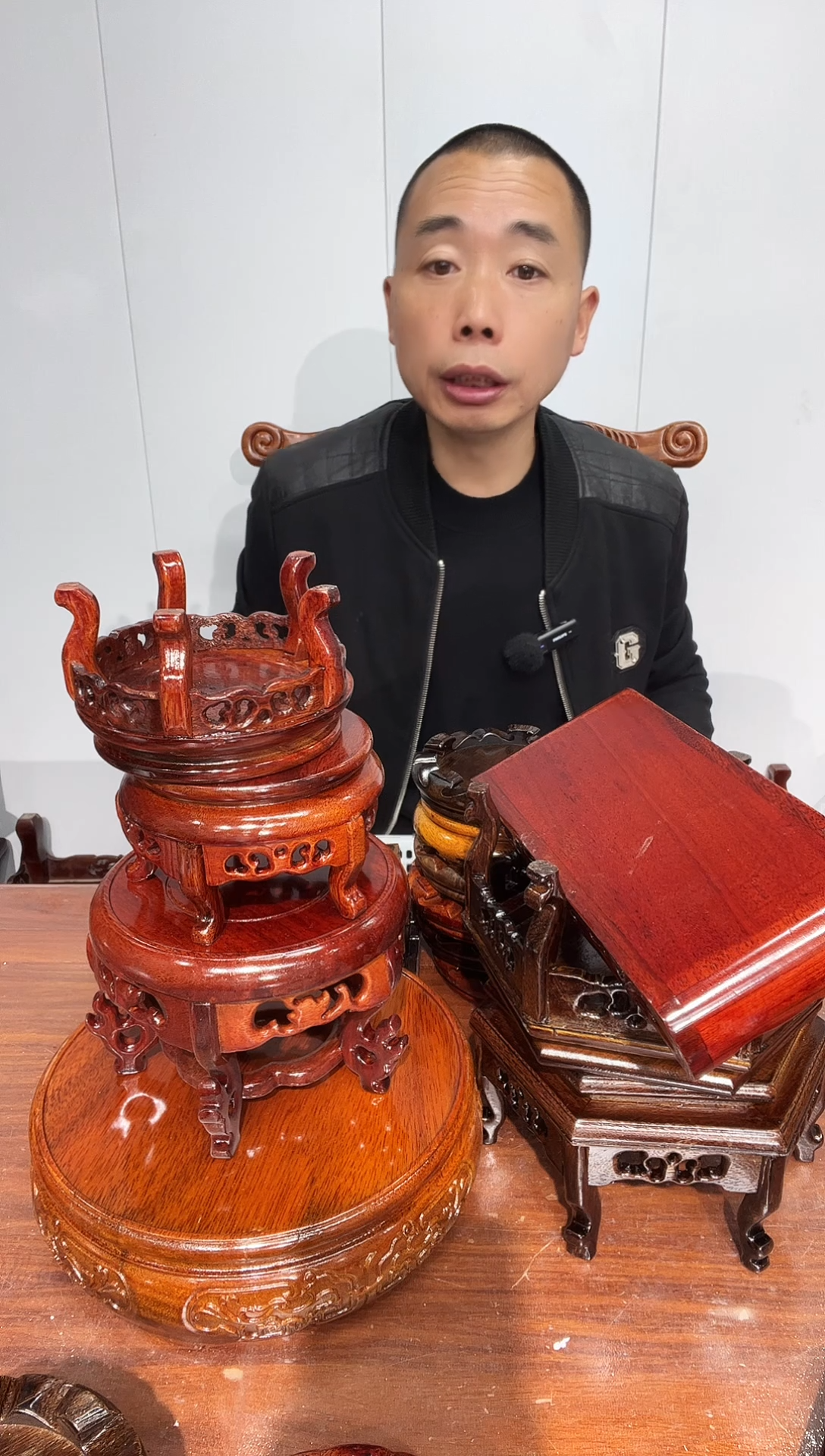 木家****：一筐15个底座