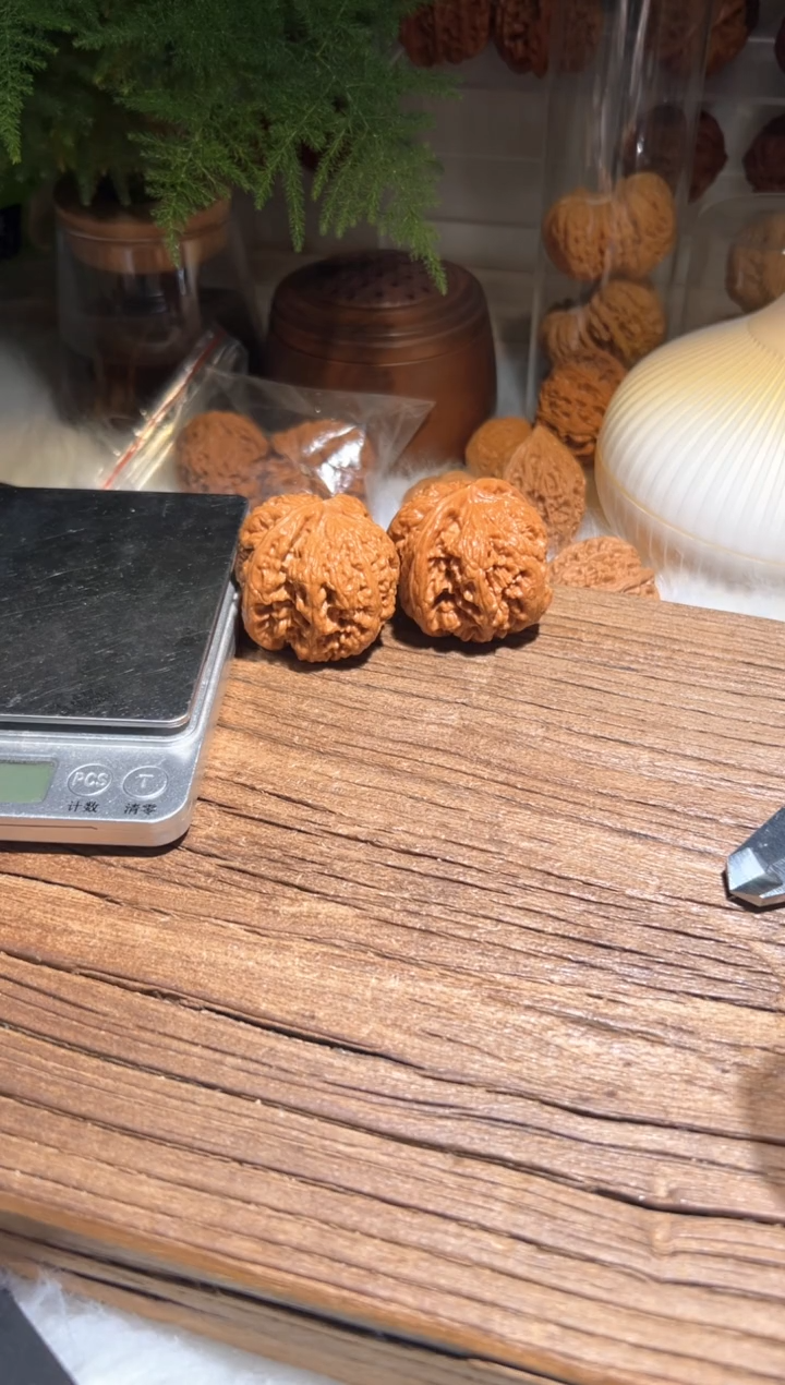 【闪购商品】文玩核桃吊坠叶铁锤222