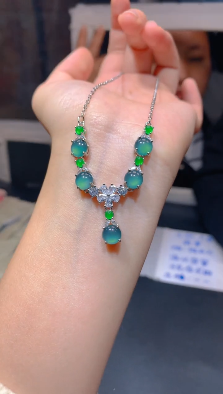 【闪购商品】定制翡翠未镶嵌91多样性发货(发其一）