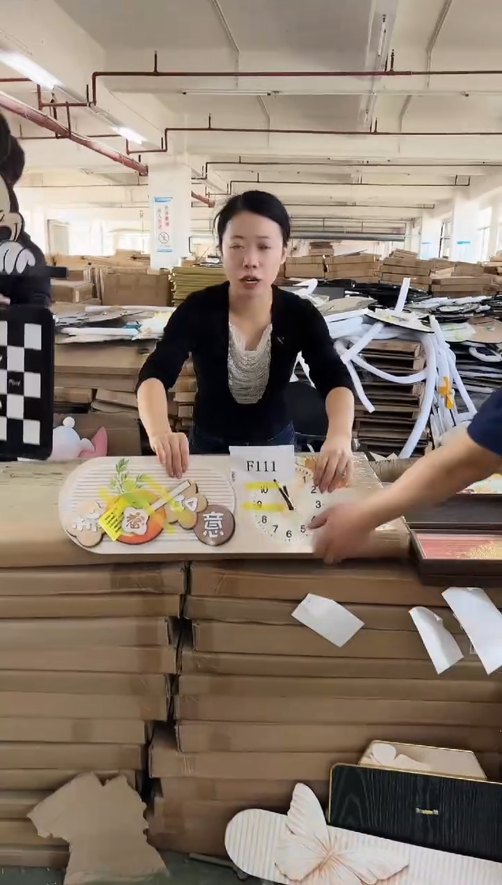 横款孤品果果微瑕闪购F111