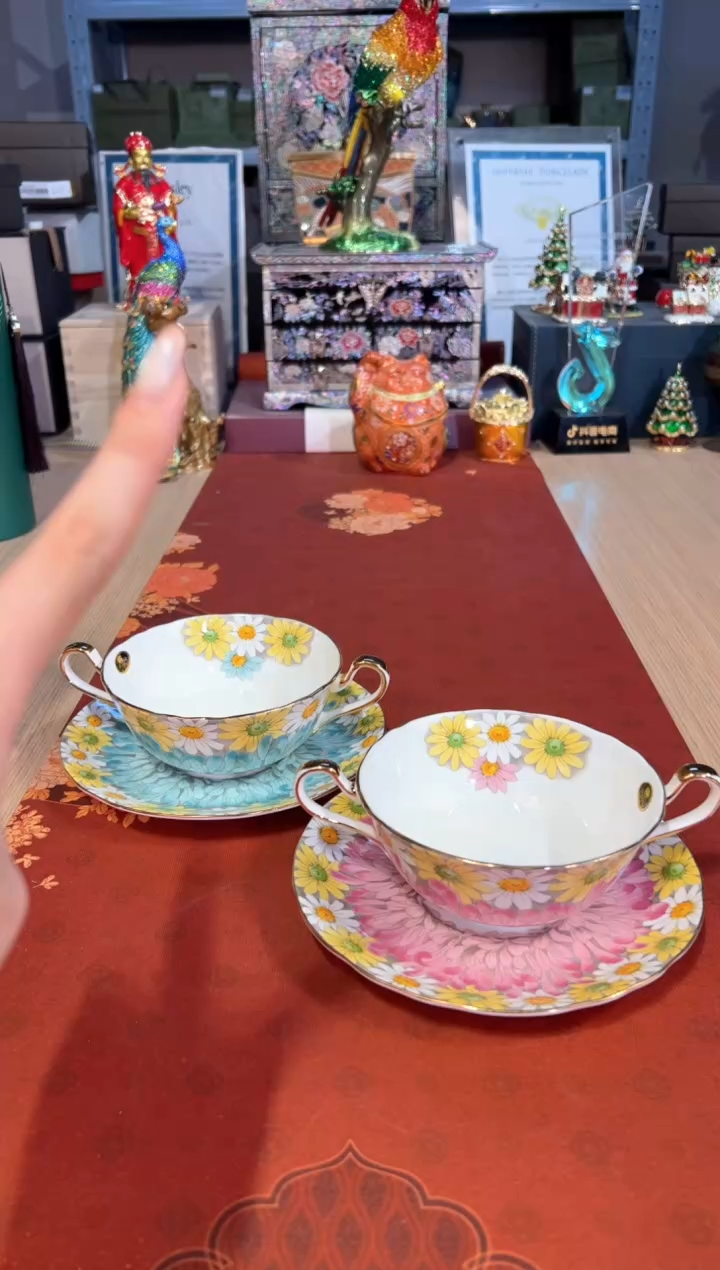 【闪购商品】杯46雏菊双耳碗（蓝+粉）