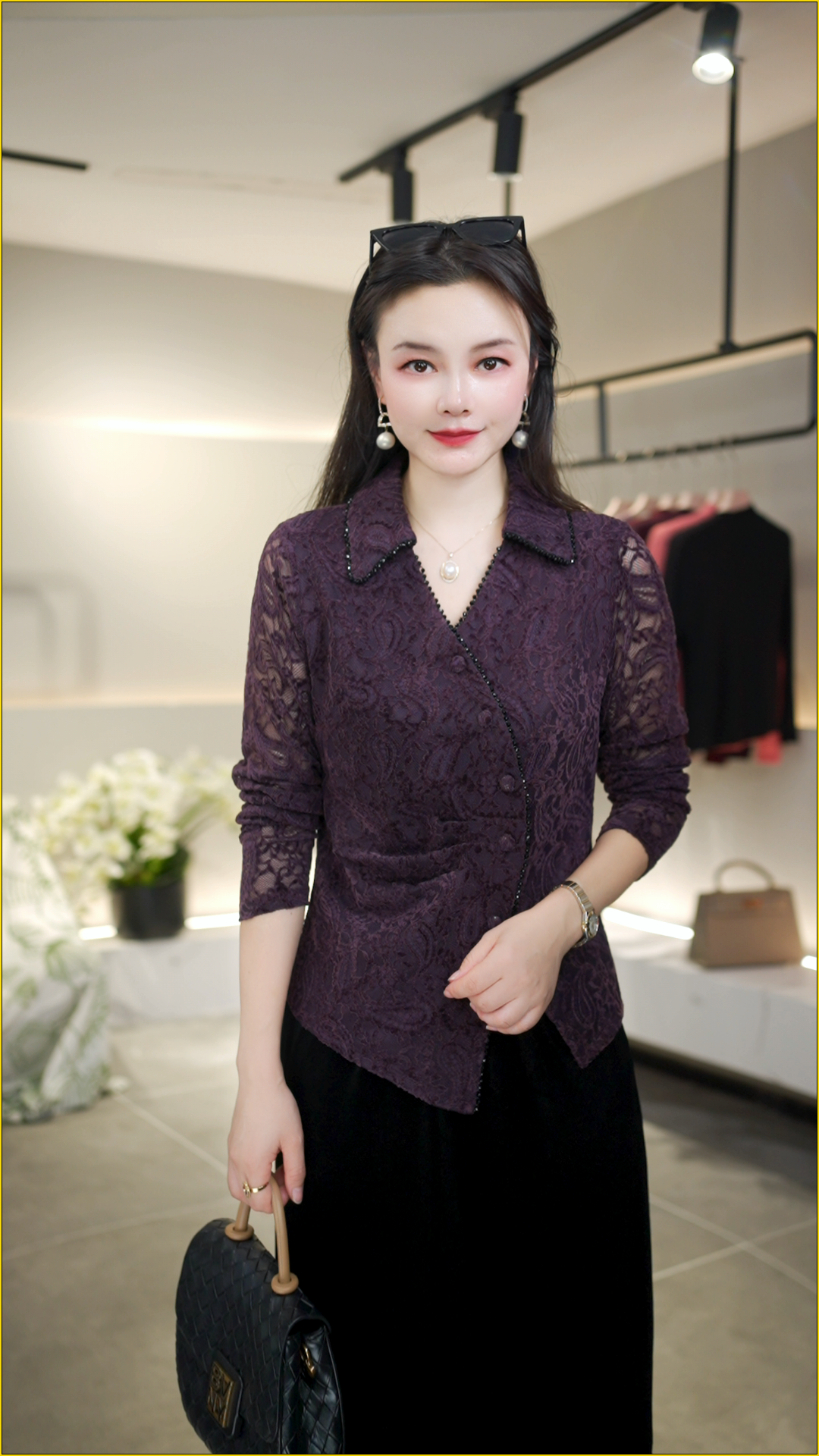2025秋季长袖植绒蕾丝衬衫领开衫气质百搭显瘦女人味打底衫