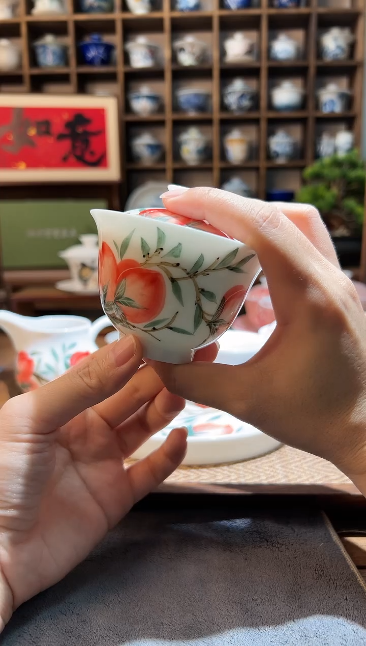 【闪购商品】手绘桃子小元宝盖碗