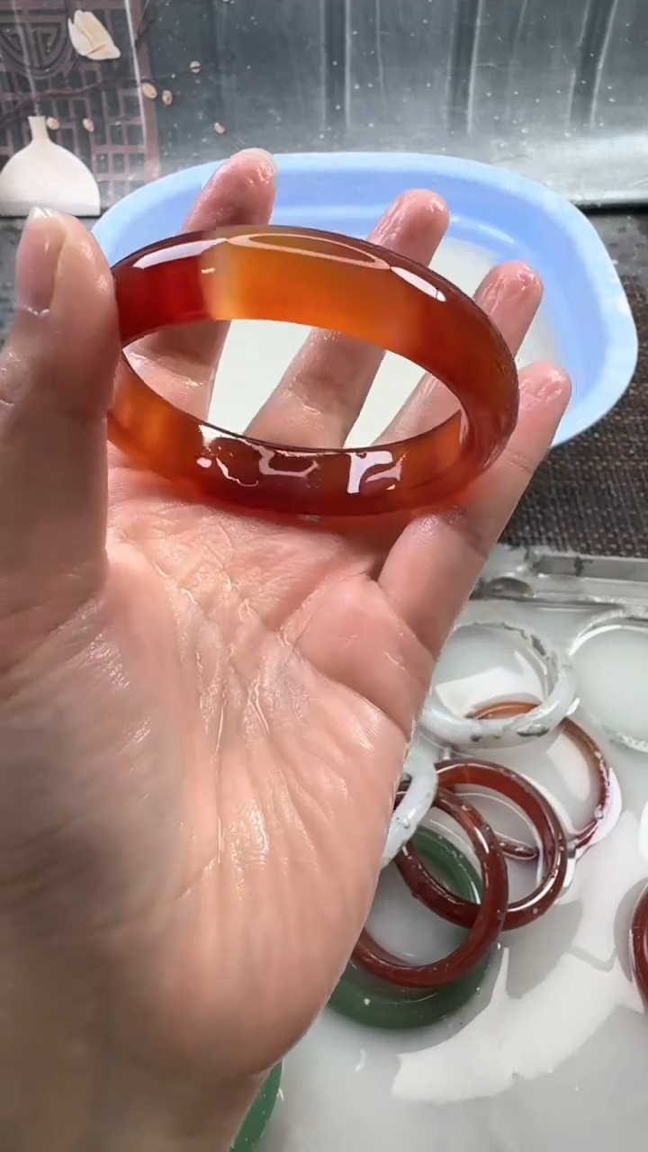 【闪购商品】石英质玉手镯未镶嵌109