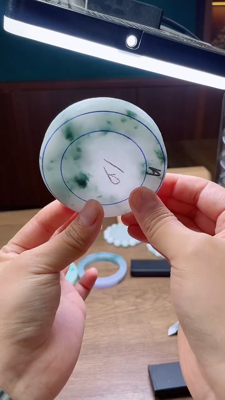 定制翡翠手镯未镶嵌听**雨定制