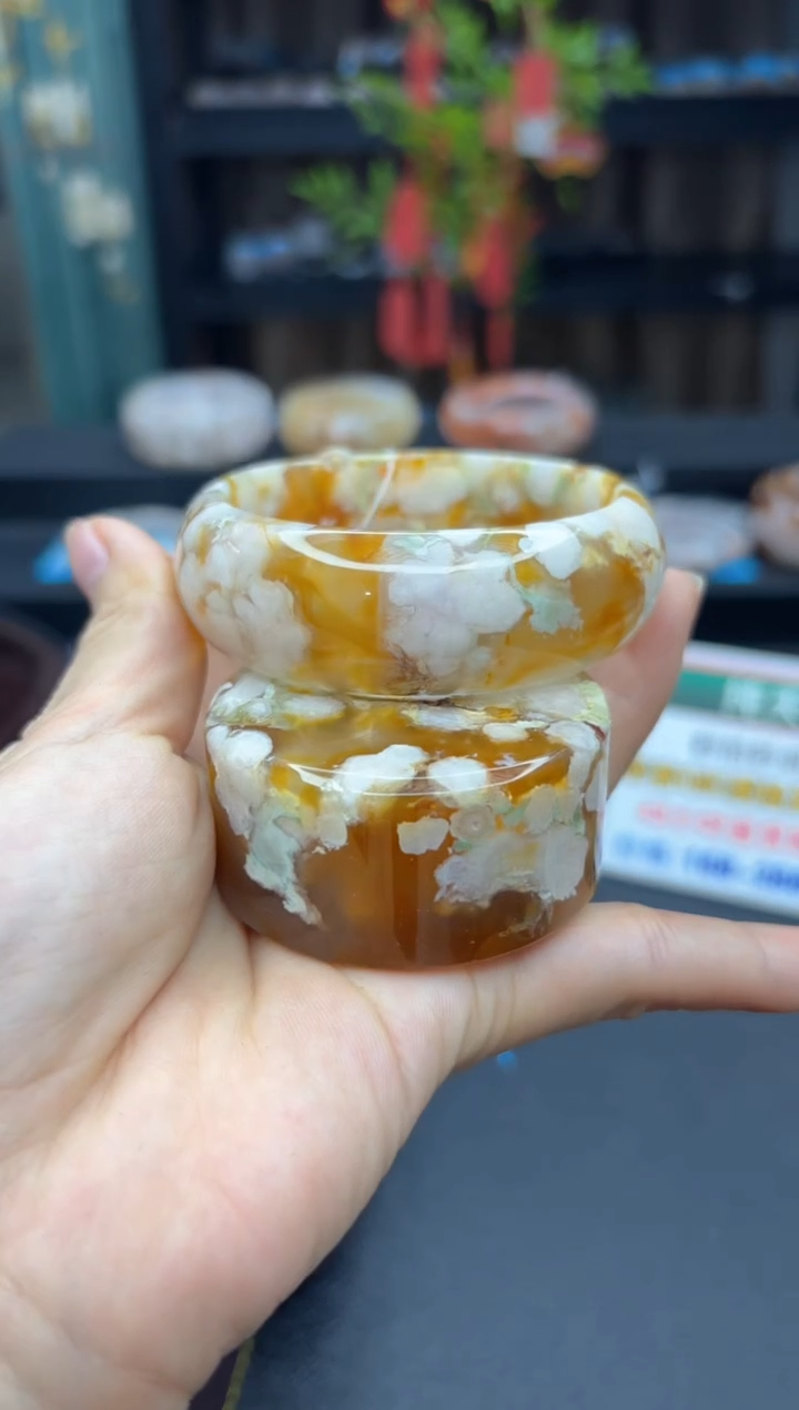 【闪购商品】石英质玉手镯未镶嵌259（57圈赠送镯心）