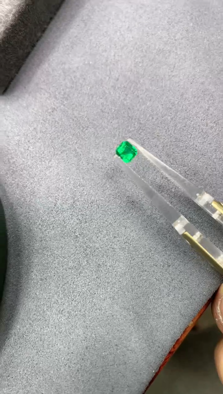 【闪购商品】祖母绿裸石未镶嵌0.29ct 59