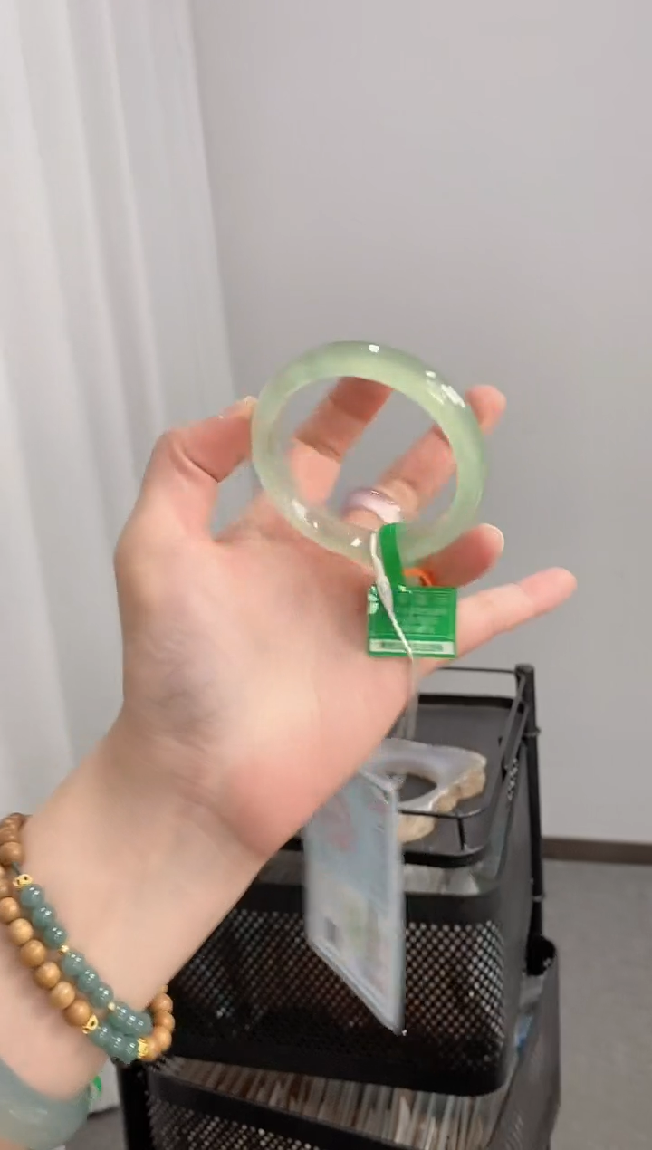 【闪购商品】玛瑙/玉髓手镯未镶嵌52圈