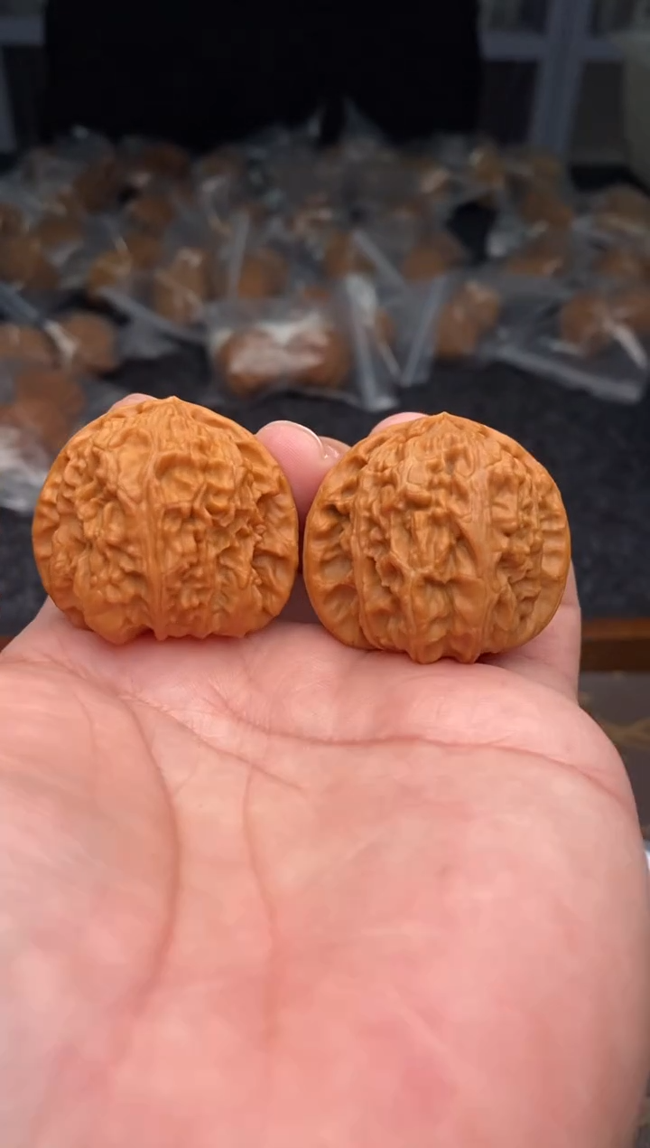 把件文玩核桃b93号39尺三角白