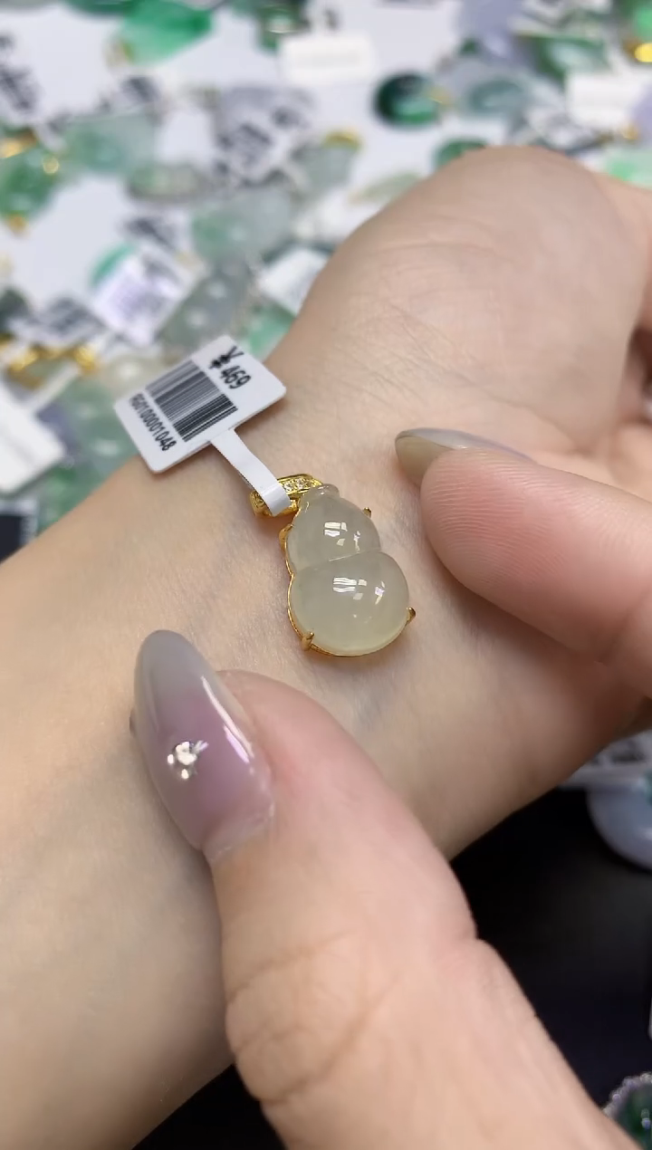 颈饰未镶嵌翡翠天然缅甸翡翠A货百元以上9元证书费自理