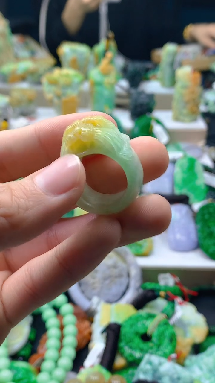 颈饰未镶嵌翡翠天然缅甸翡翠a货18.5