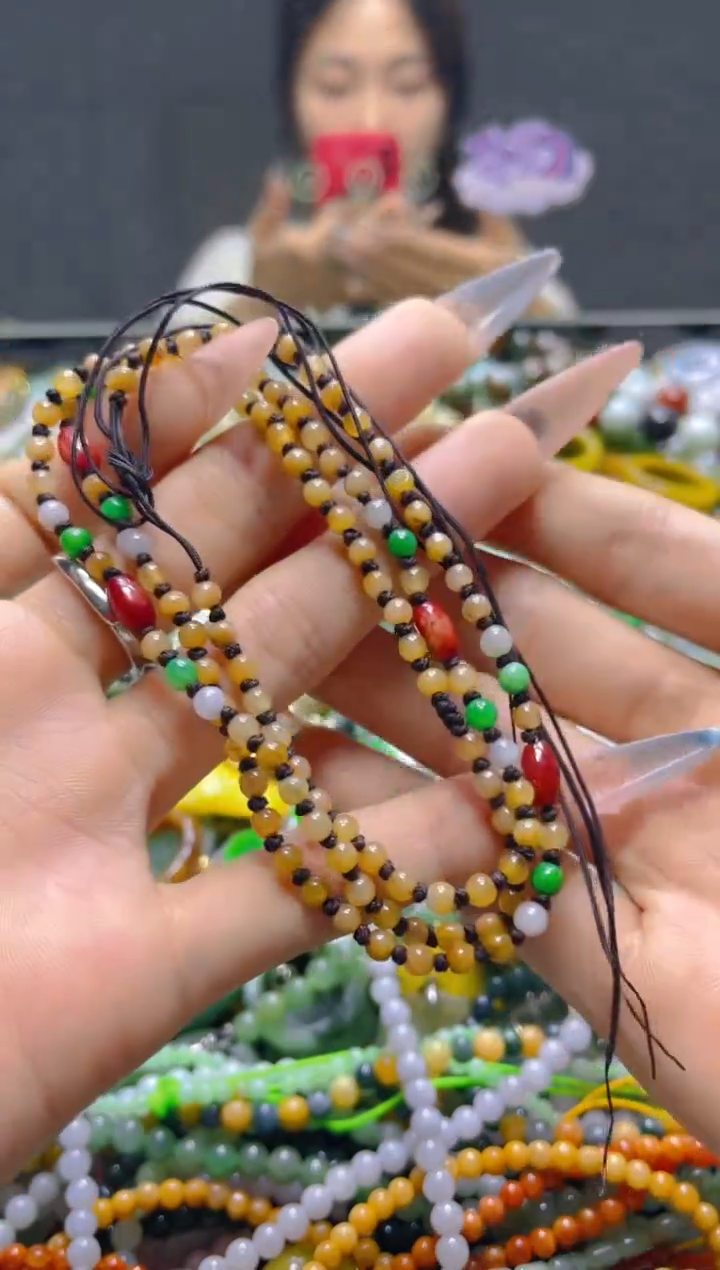 颈饰未镶嵌翡翠3MM