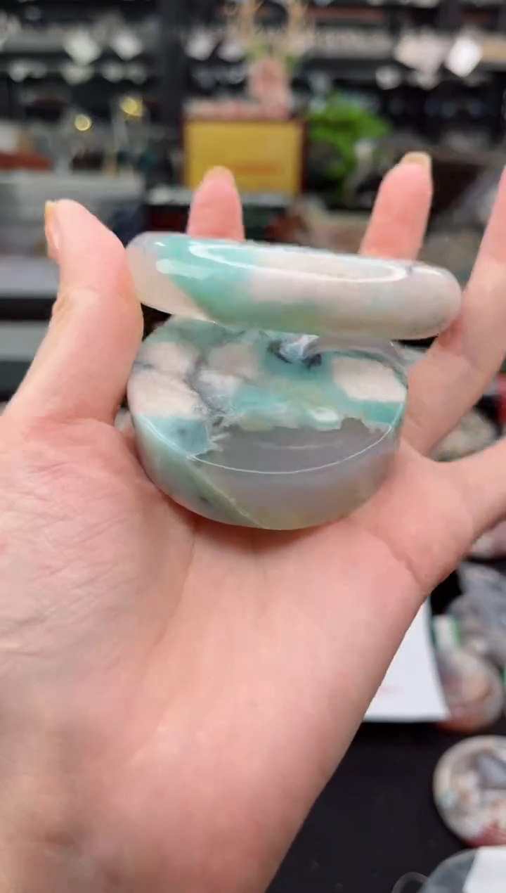 【闪购商品】石英质玉手镯未镶嵌56圈口（赠品镯心）S91924