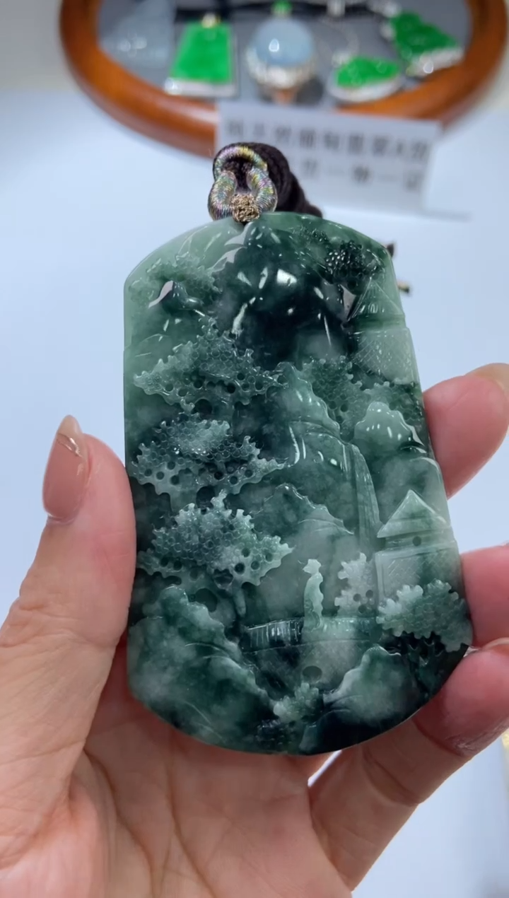 【闪购商品】翡翠未镶嵌挂件289557  