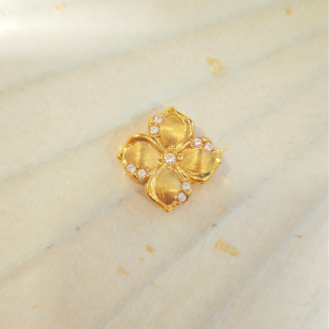 【媛媛】18k金拉丝四叶花吊坠卡约10mm