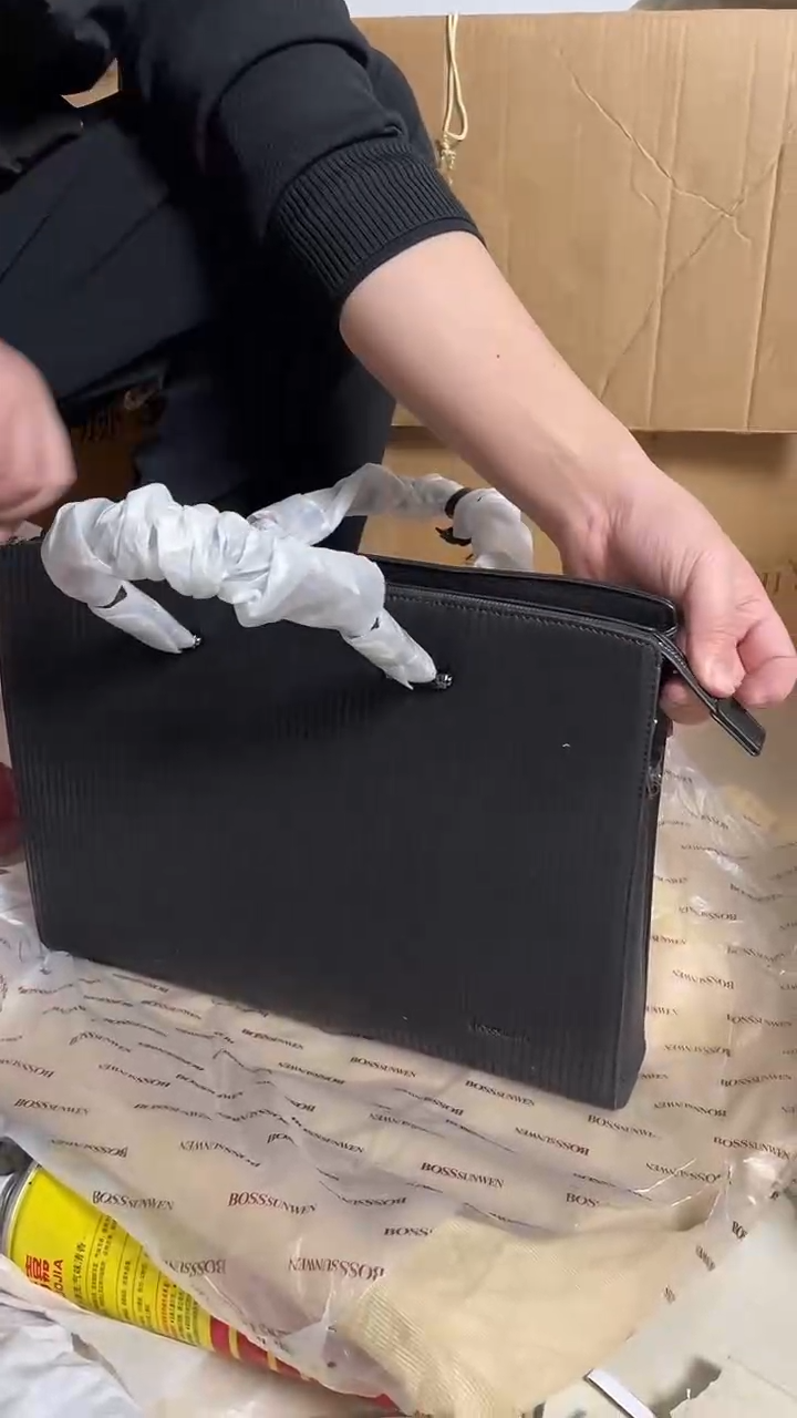头层牛皮412品牌男包清货中（不要卡单，理性消费）