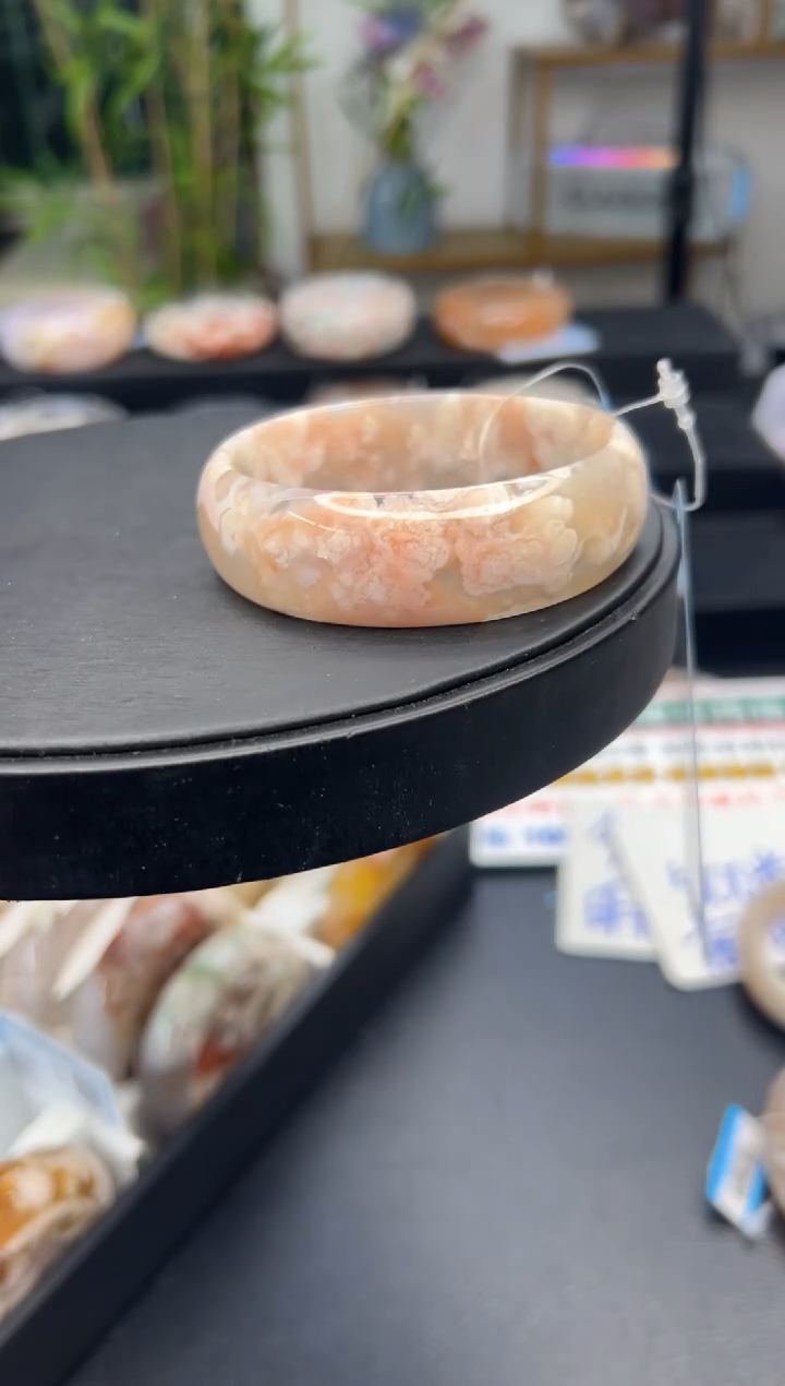 【闪购商品】石英质玉手镯未镶嵌A1275(58圈)