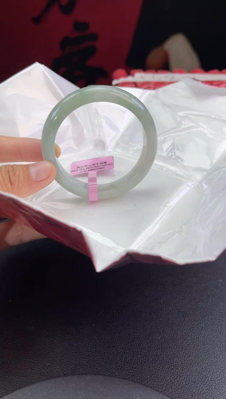 【闪购商品】翡翠未镶嵌手镯翡翠手镯（微瑕）4