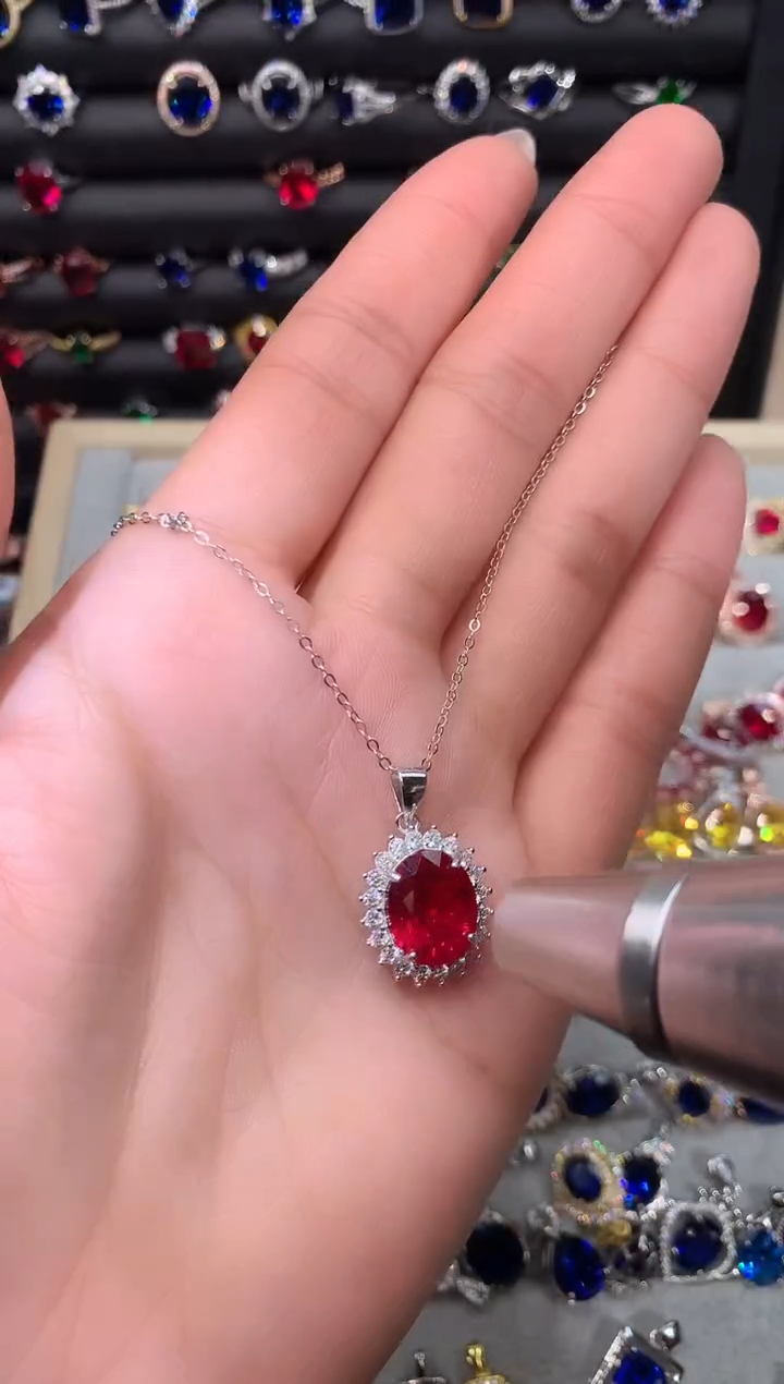 【闪购商品】红宝石吊坠(赠链)银S925镶嵌1012白