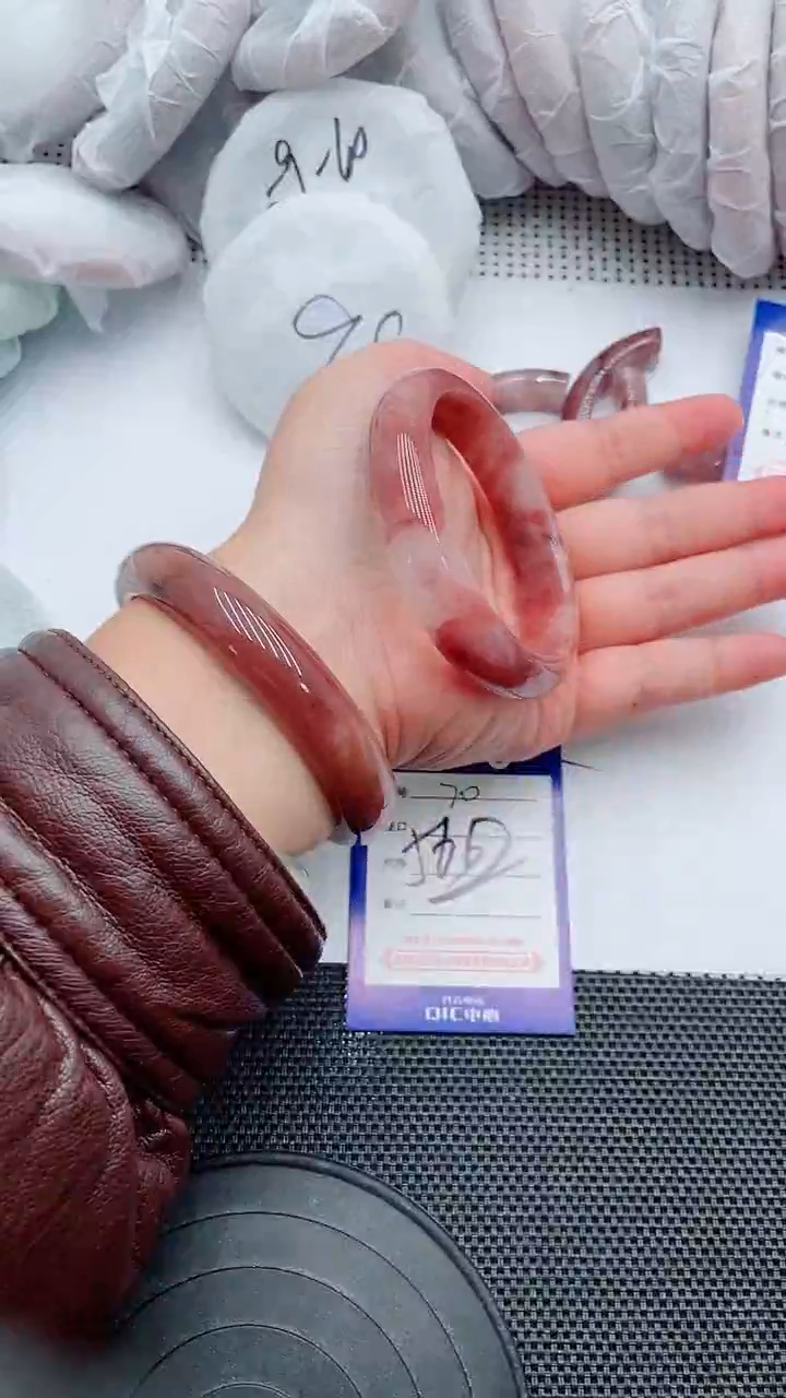 未镶嵌手镯石英质玉70-56-57