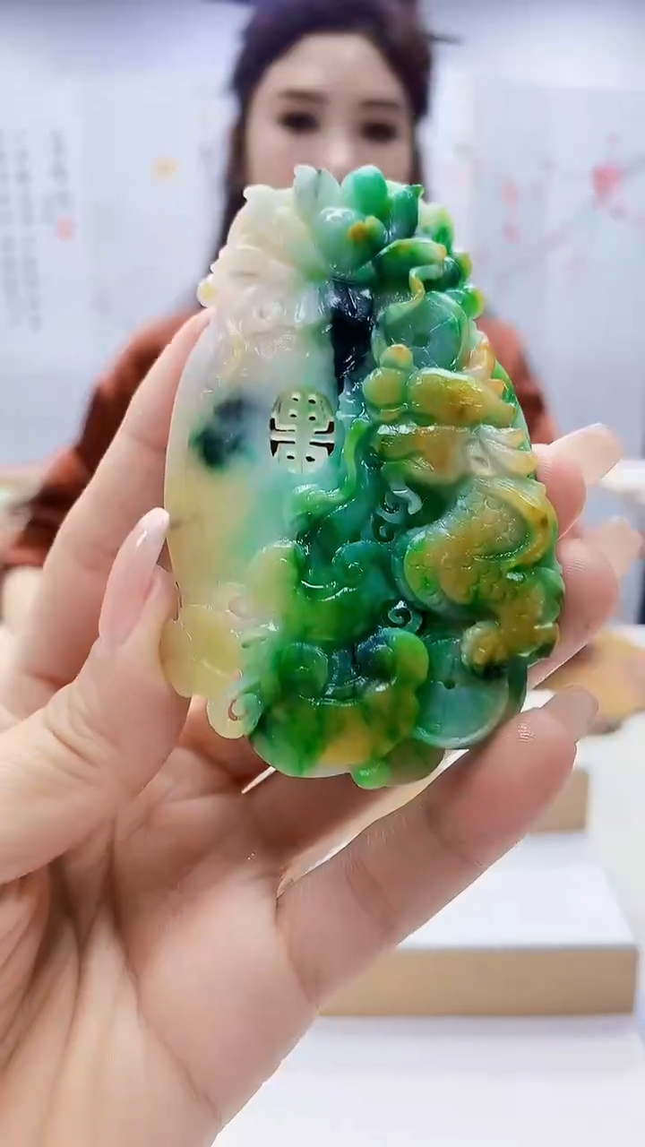 未镶嵌定制翡翠4829ty-毛货挂件60