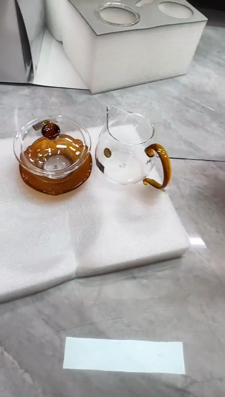 @@禾器晶彩禅语盖碗琥珀+小锦然琥珀色